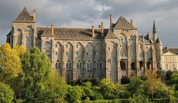 La Fondation Etrillard soutient la restauration d’un manuscrit unique